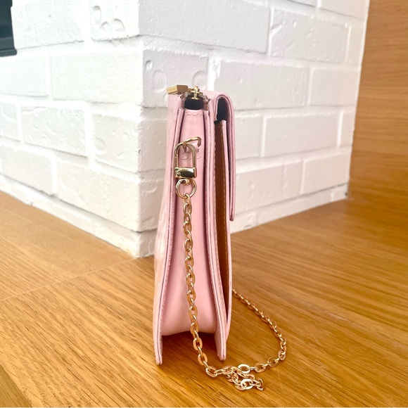 Louis Vuitton Authentic Custom Pink Mott Shoulder Bag - Picture 4 of 14